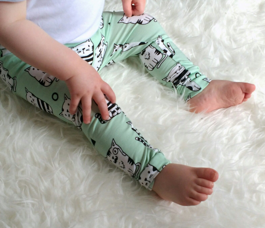 Sophisticat Leggings (3-6 months)